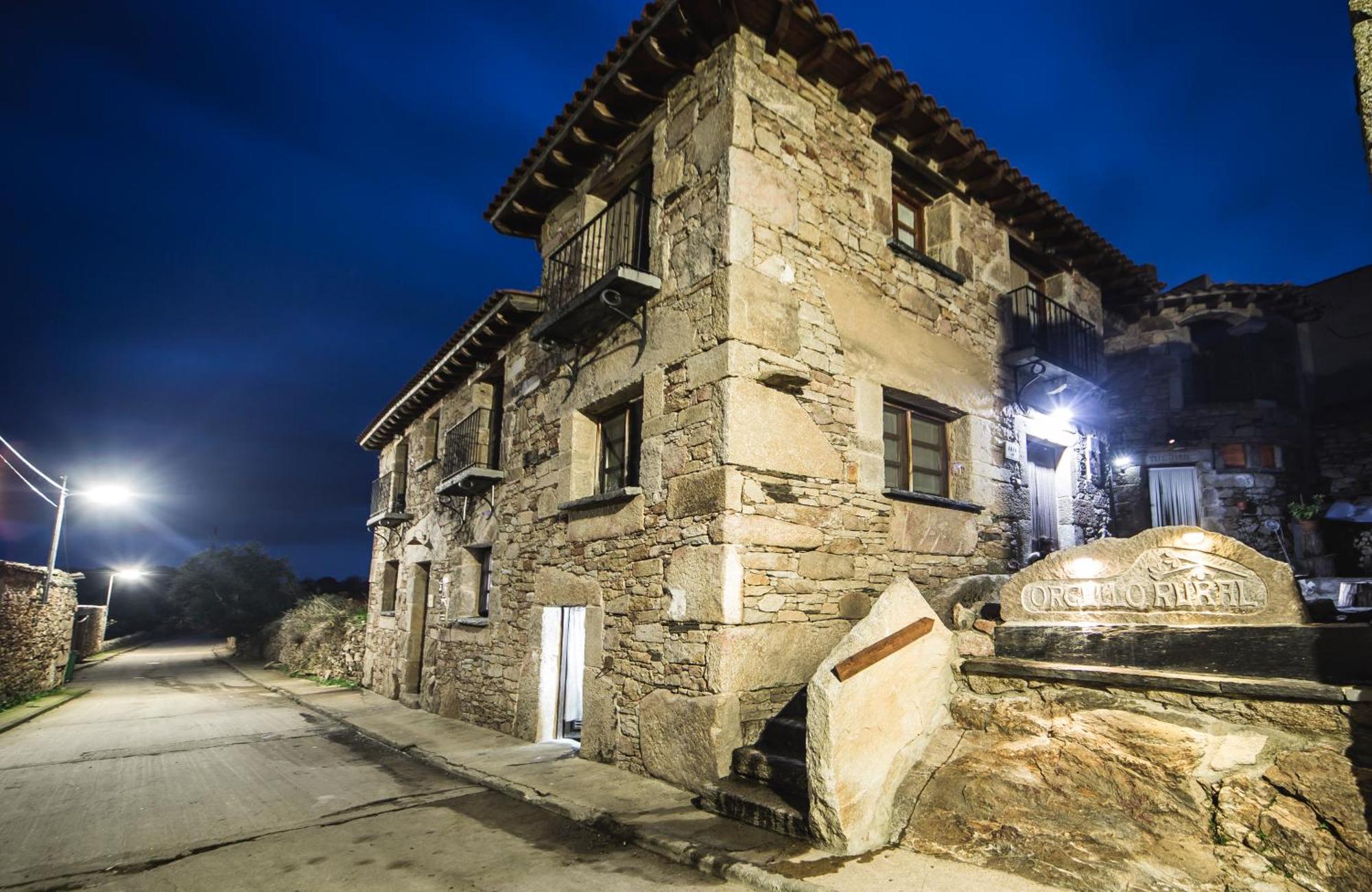 Camino De Hierro Villa Bermellar Ngoại thất bức ảnh